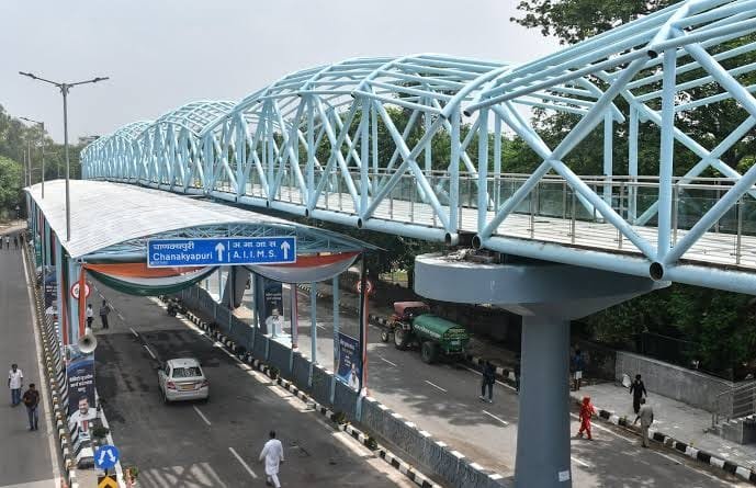 Foot Over Bridges & Skywalks: Dhaula Kuan